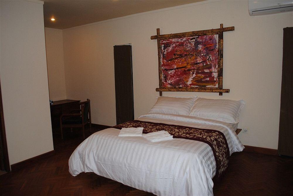 Suarti Resort, Villas & Gallery Ketewel Exterior photo