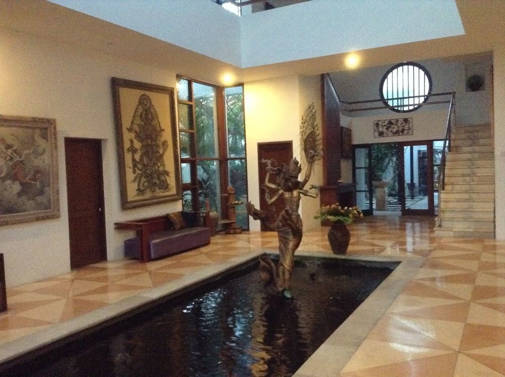 Suarti Resort, Villas & Gallery Ketewel Exterior photo